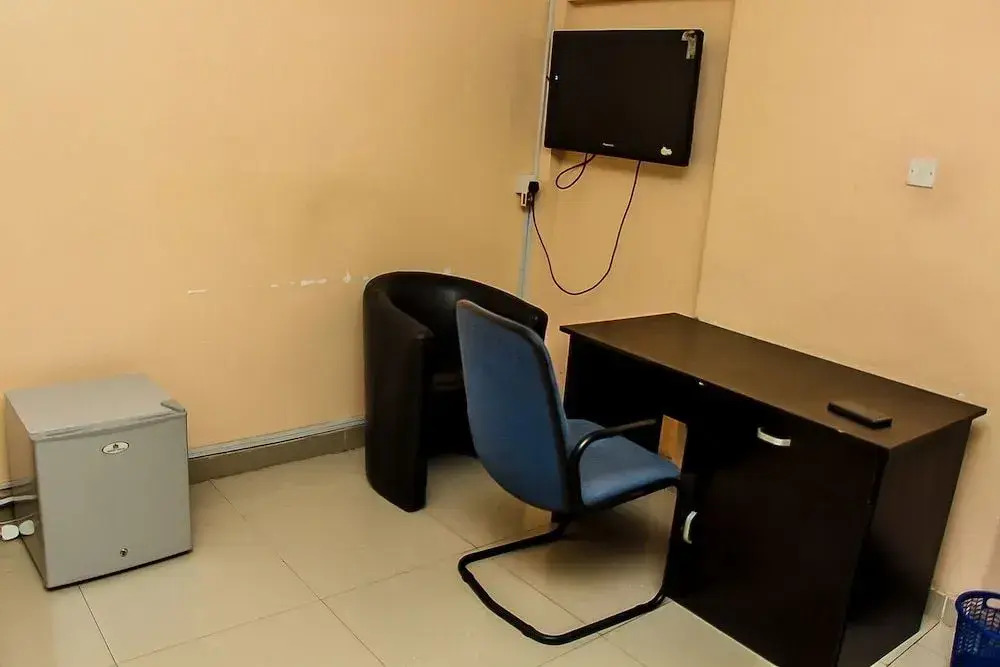 Choiceville Suites