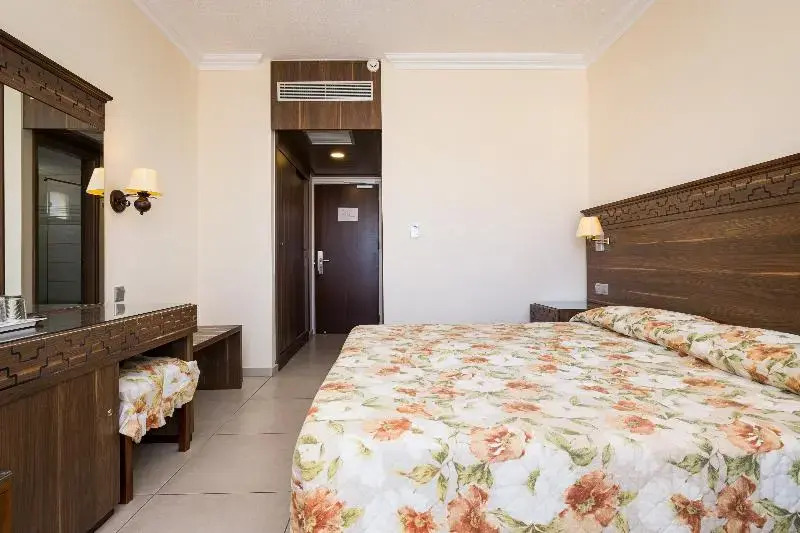 Anais Bay Apartment