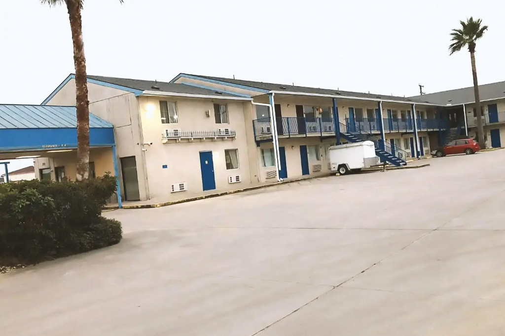 Americas Best Value Inn & Suites San Antonio Arena District