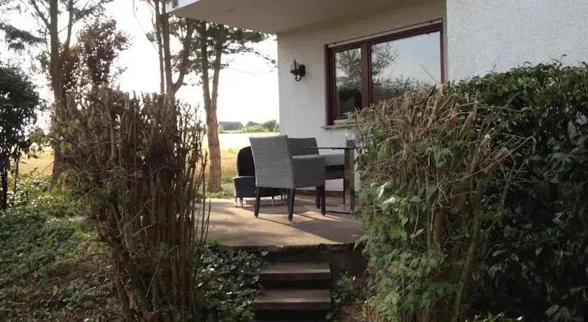 Haus Liebes Land