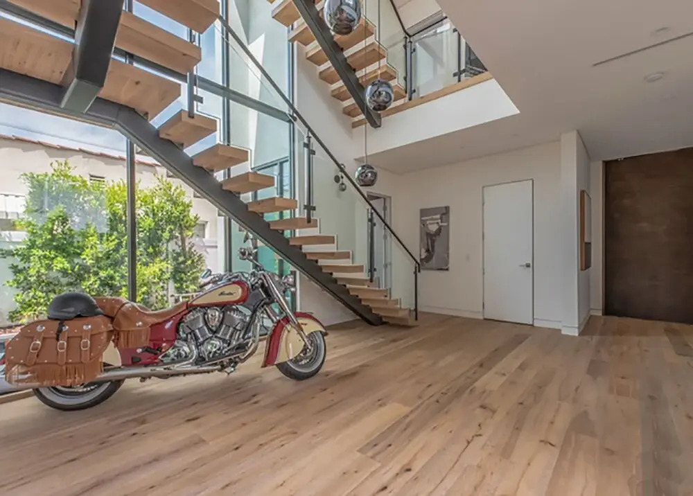 Laurel Modern Villa