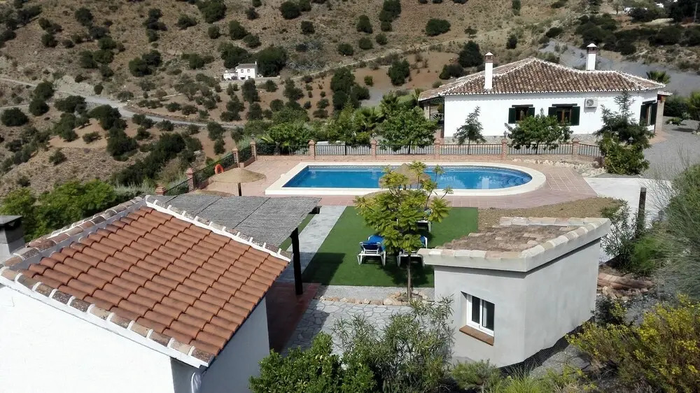 Villa With 3 Bedrooms in El Chorro, With Wonderful Mountain View, Priv
