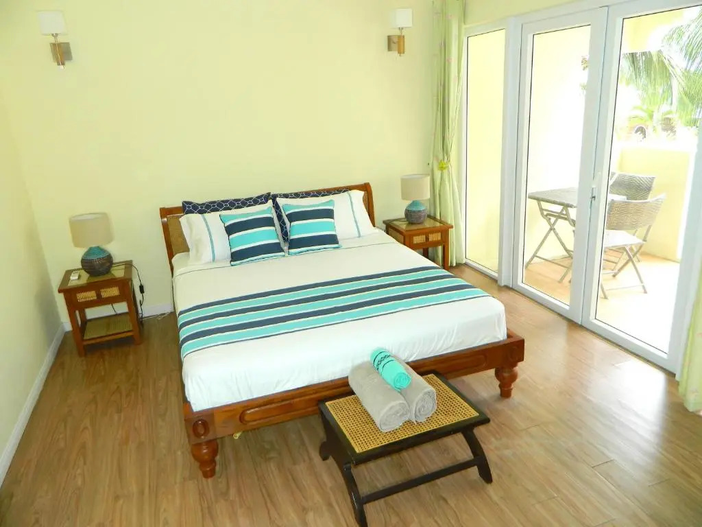 ARIEL BEACH VILLA*