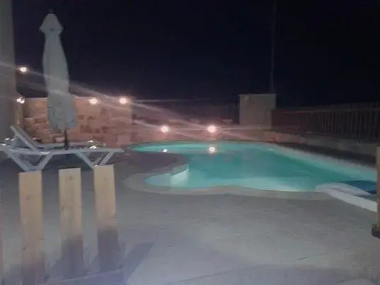 Iriana Village Inn