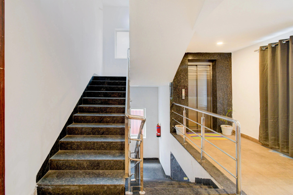 Super Townhouse SR Nagar Metro Hyderabad