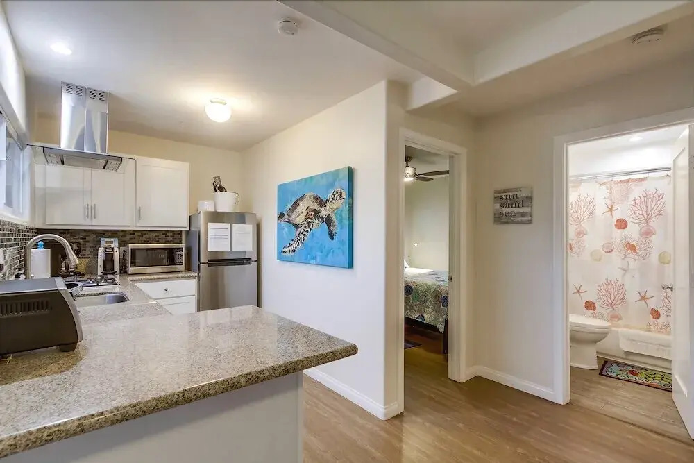 Roxy Beach House 3 2 Bedrooms 1 Bathroom Condo