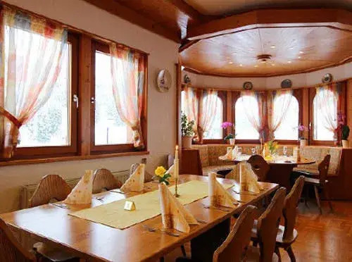 Berghotel und Restaurant Kräuter Chalet