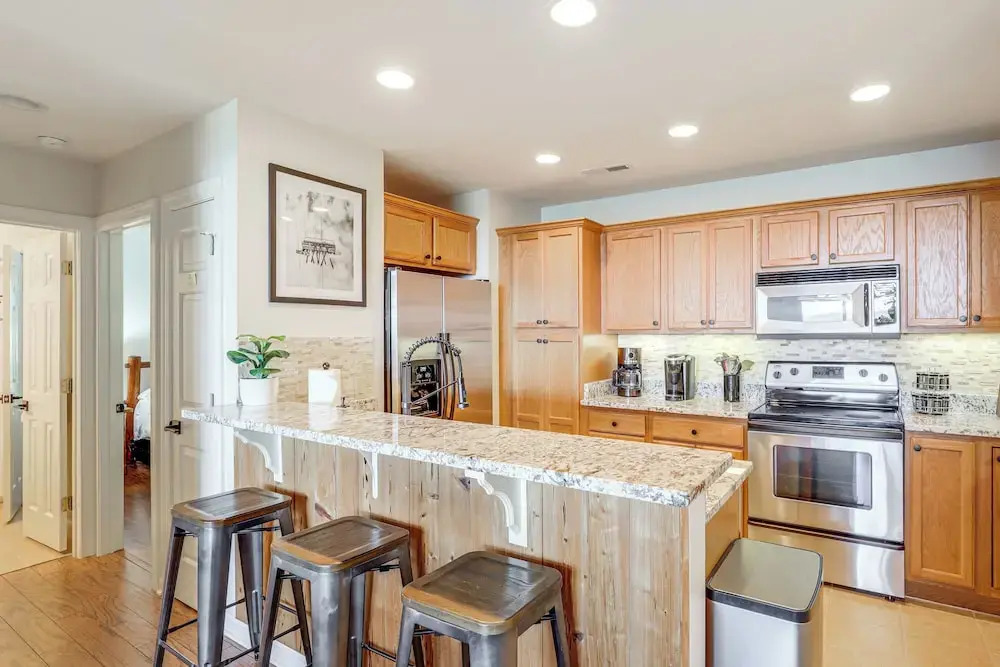 Family Fun in Sugar Mtn! Mountaintop Gem w/ Views