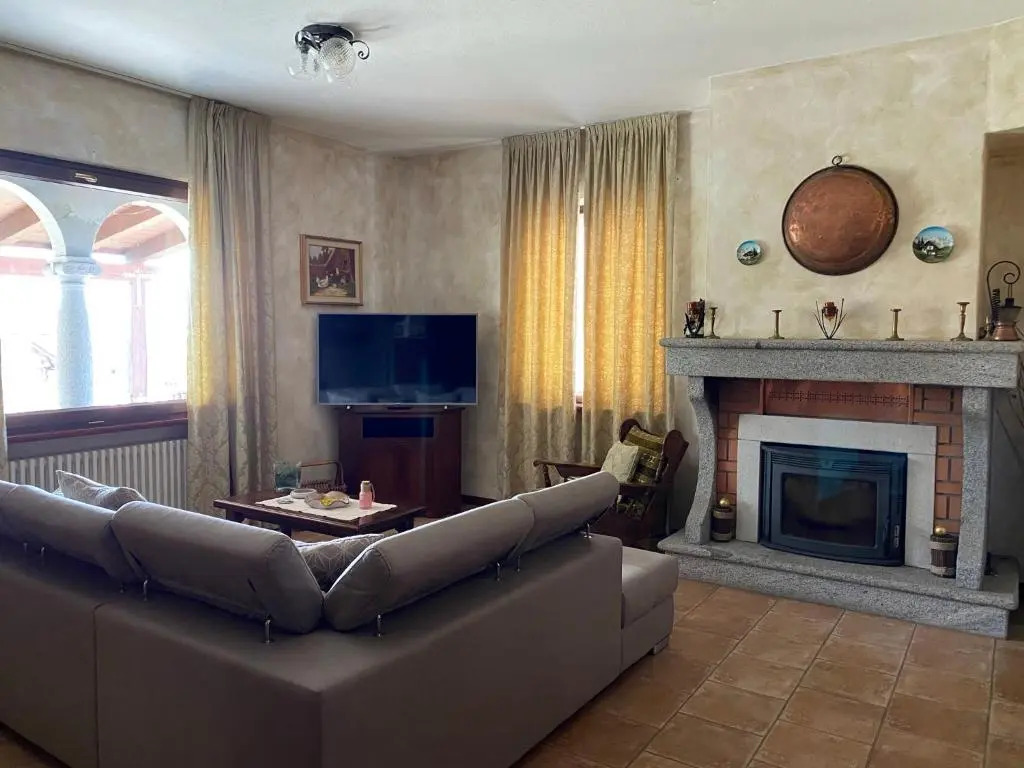 Liivv House Apartment - Lake Como