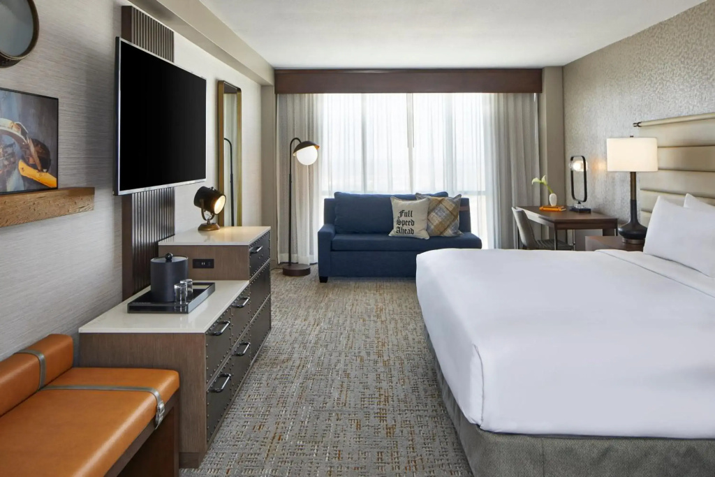 Renaissance Mobile Riverview Plaza Hotel