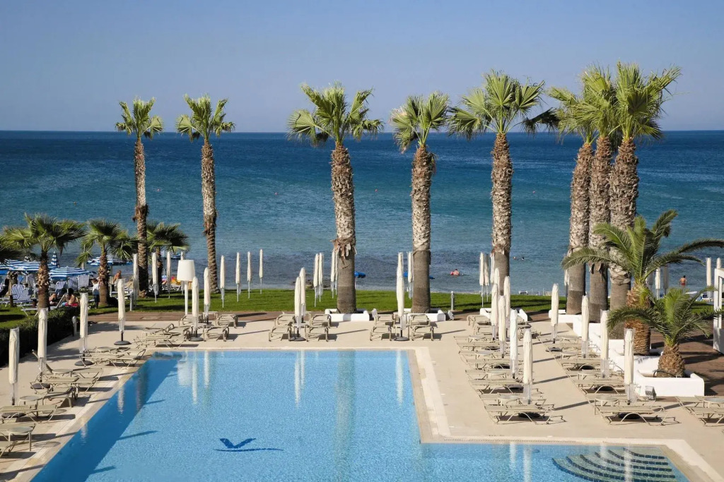 Vrissiana Boutique Beach Hotel