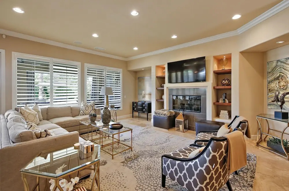 Gentle Breeze - Six Bedroom Home