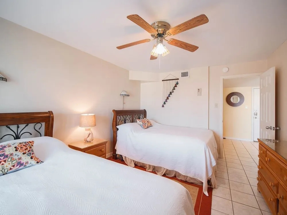 Relaxing , Great Location, 3 Minute Walk To The Beach 2 Bedroom Condo by RedAwning