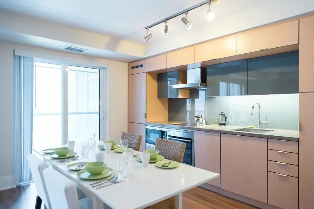 Avalon suites - Bluejays & Convention Center
