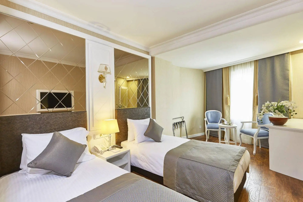 Seres Hotel Old City