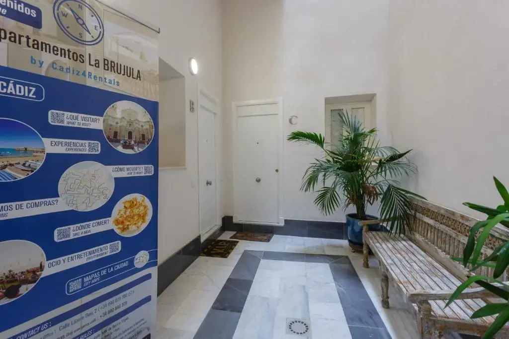 Apartamentos La BRUJULA by CadizRentals