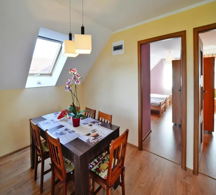 Holiday Apartment, 2 Bedrooms, Garden, Bicycles