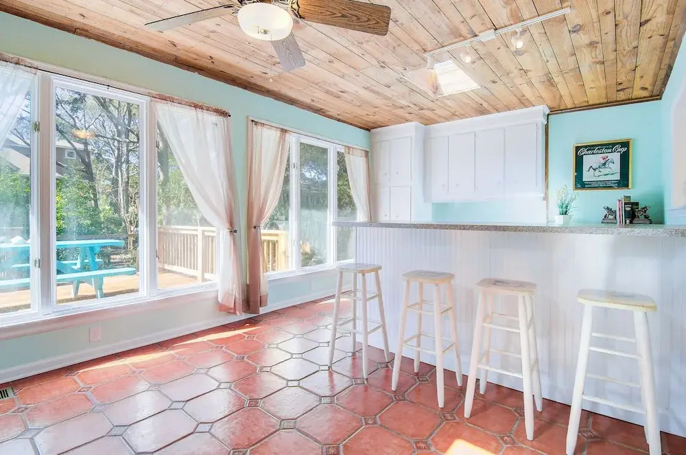 13 44th Ave. - 3 Br Home
