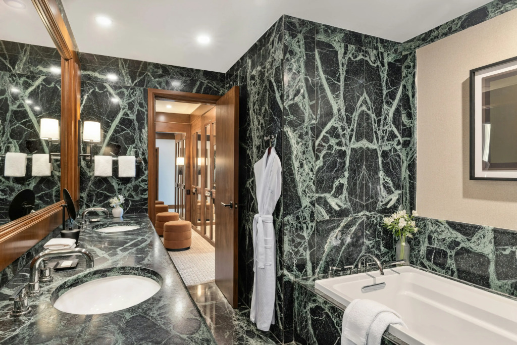 Omni Las Colinas Hotel