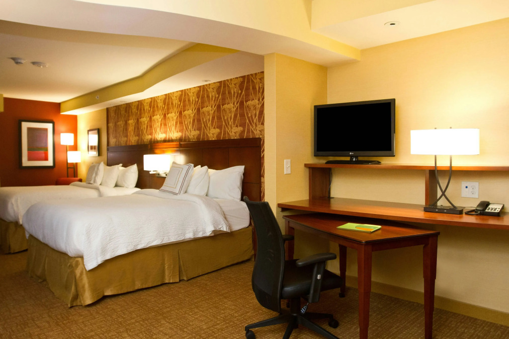 Courtyard by Marriott Philadelphia Springfield