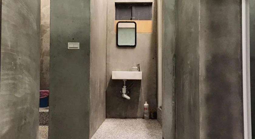 FC Hostel-Ruifang Station