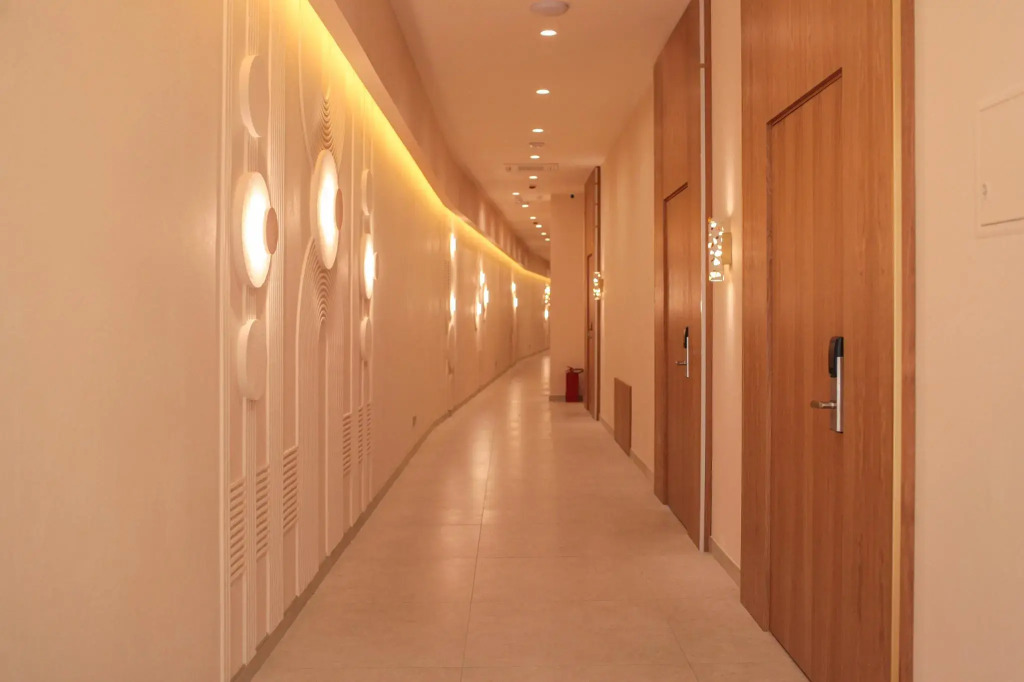 Sky Hotel (Скай)