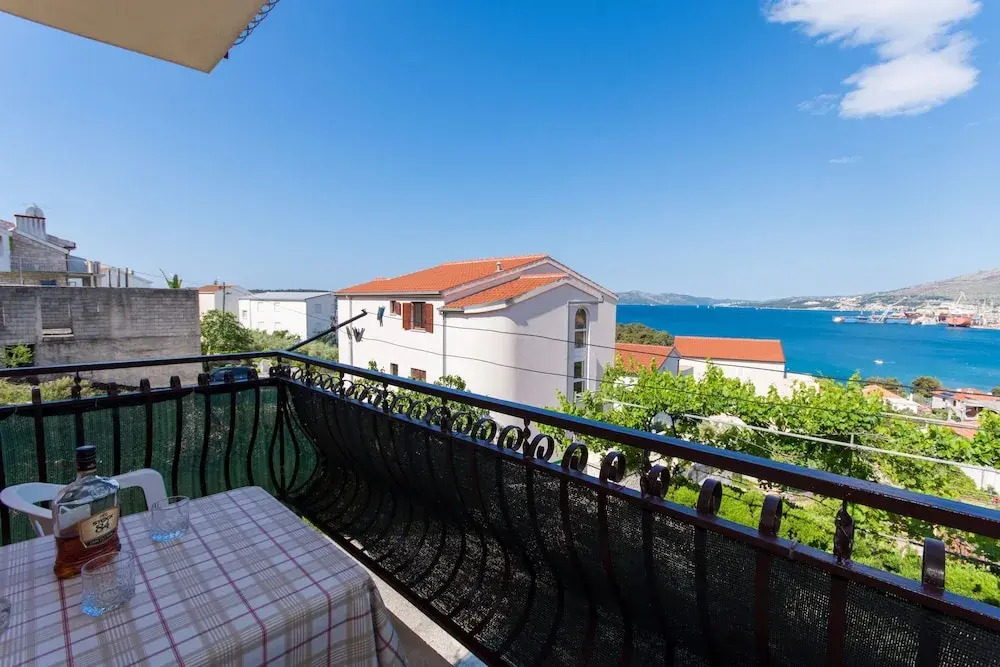 Apartments Ljube
