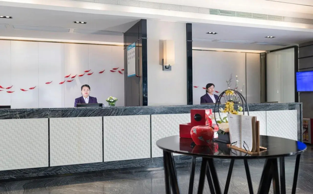 Yingshang Fanghao Hotel