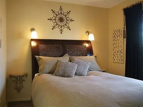 A Downtown Victoria Ocean View Bed and Breakfast