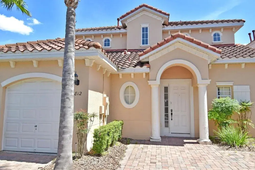 T812BD Morning Springs 4 Br villa by RedAwning
