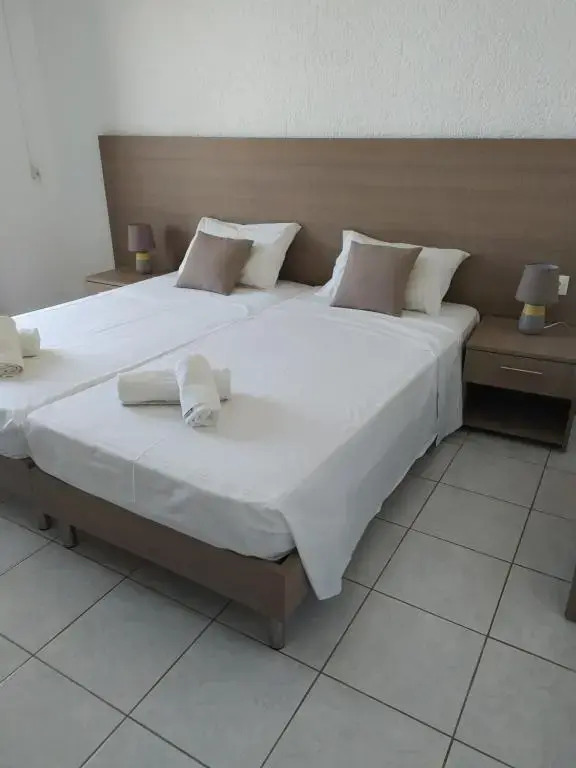 Lena Apartments
