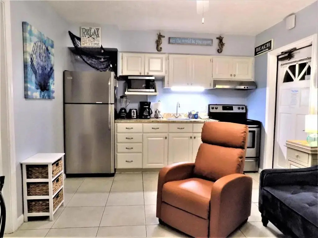 Five Palms Suite 207 - Daily - Weekly - Monthly
