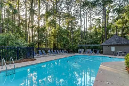 1040 Sparrow Pond Cottage