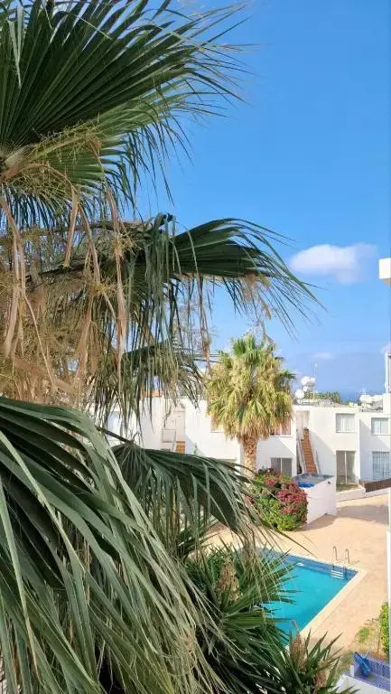 Sea view one bed apartment with pool in Peyia B7