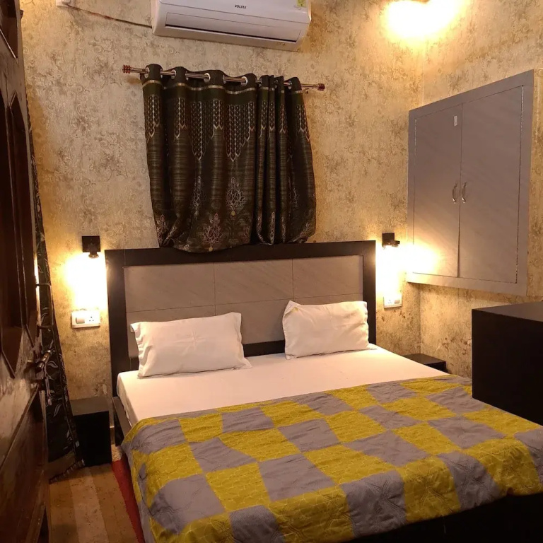 Shreeji Inn Homestay