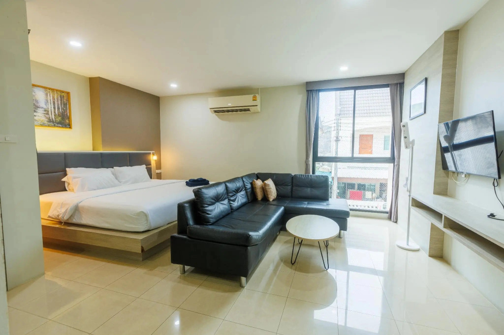 Oyo 260 Sattahip 9 Boutique Hotel