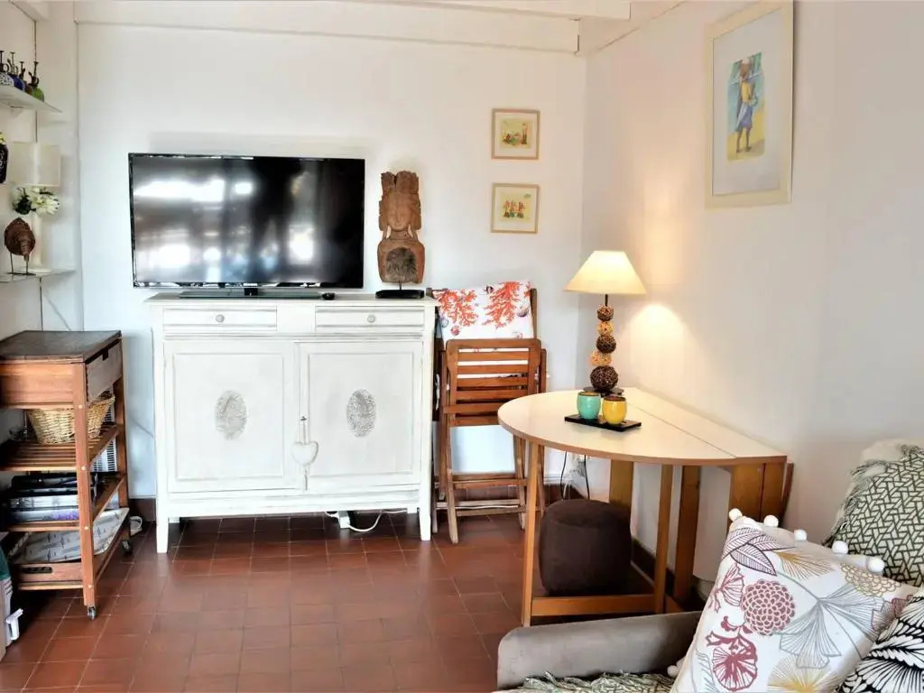 Appartement La Croix-Valmer, 2 pièces, 4 personnes - FR-1-226B-100