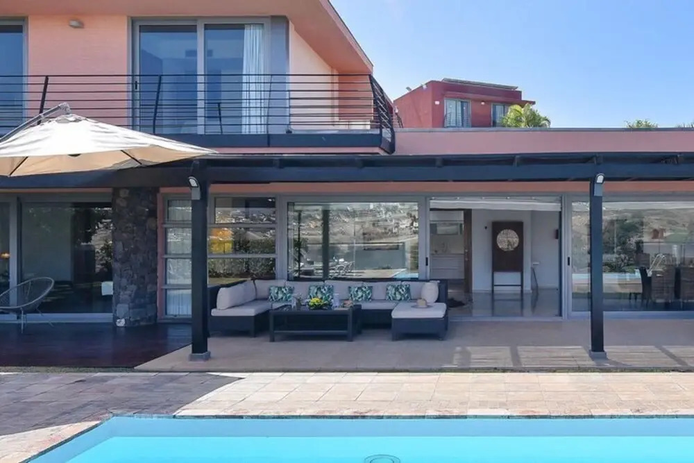 Villa With Private Pool in the Golf Resort