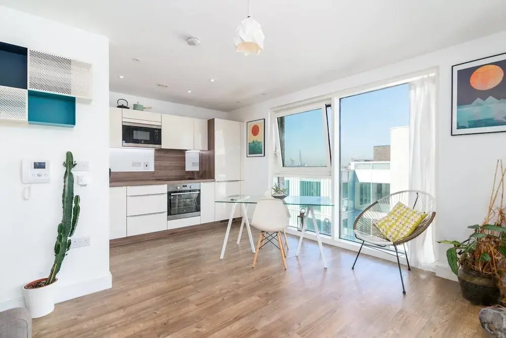 Lovely Studio Flat w/ Terrace in Southeast London