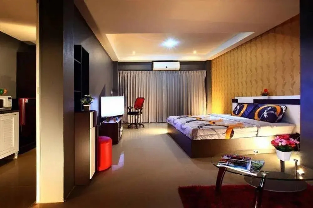 Lancome Plus Hotel
