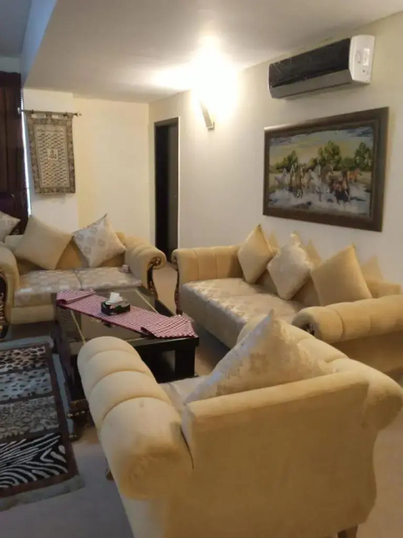 Royal Two Bed Luxury Apartment Gulberg