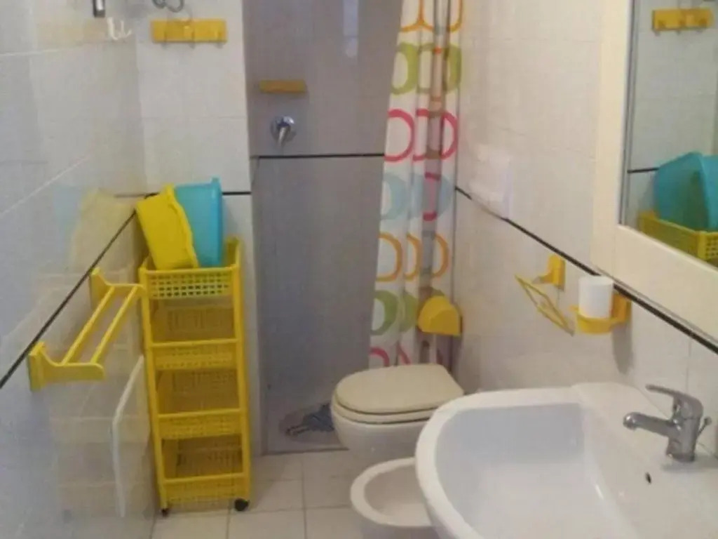 Apartment Directly On The Beach With Air Conditioning And Terrace, Pets Allowed