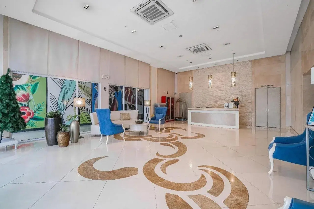 Tess and Tessha Condotel near T3 Airport