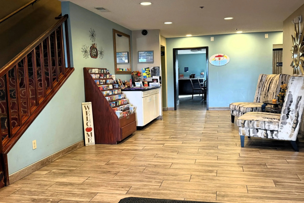 Super 8 by Wyndham Evansville North