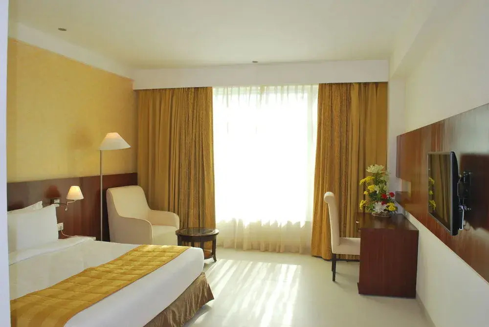 United 21, The Grand