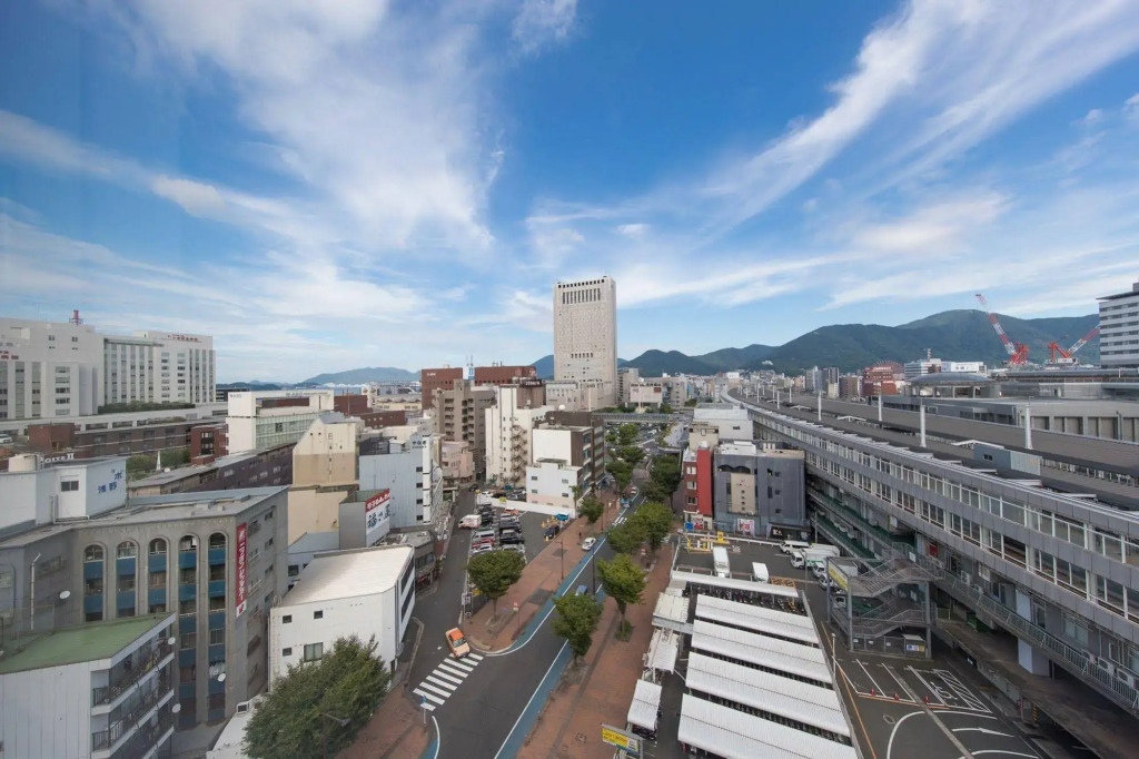 Quintessa Hotel Kokura Comic & Books