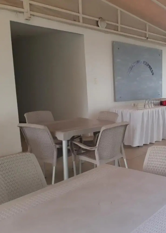 Mintaka Hotel + Lounge