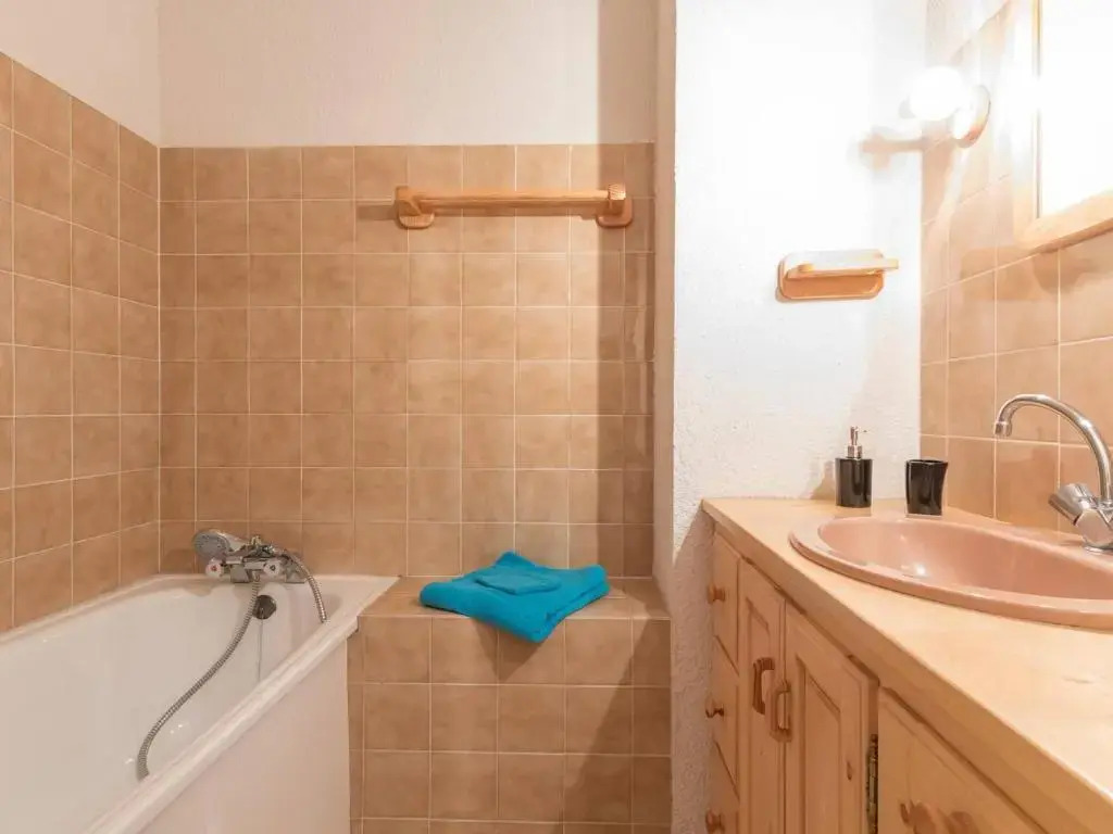 Appartement Montgenèvre, 2 pièces, 5 personnes - FR-1-330D-54