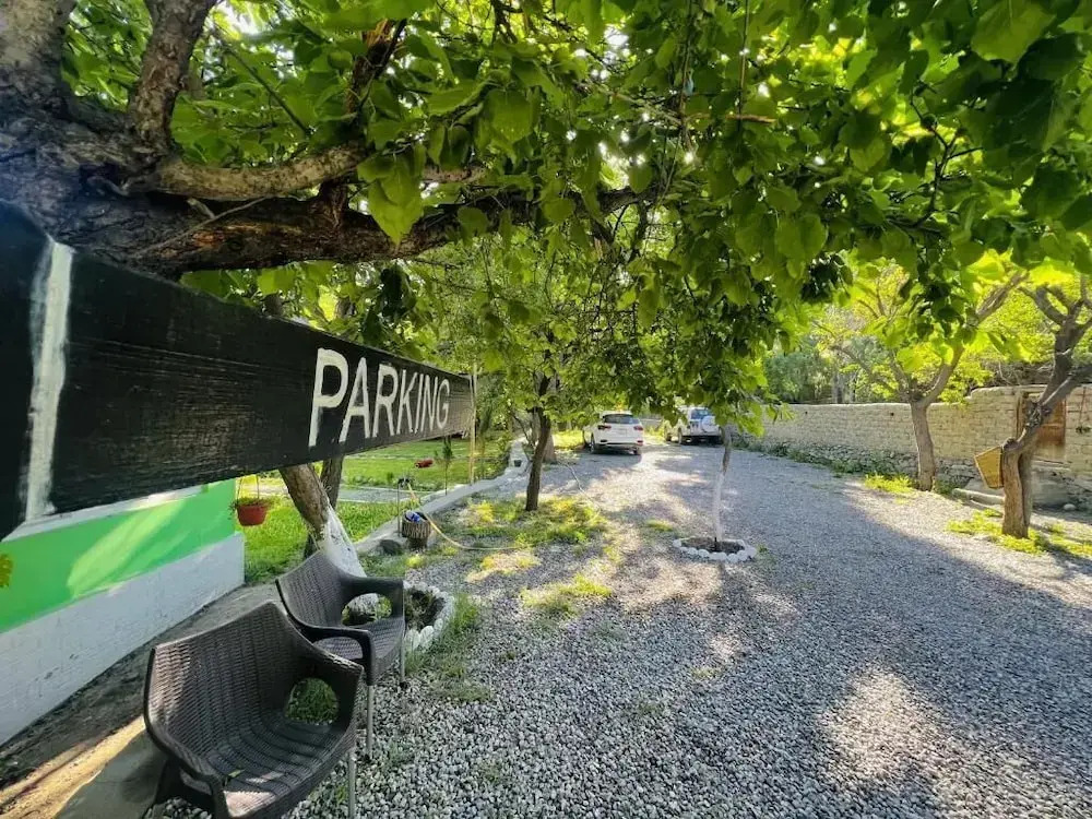 Apricot Spring Resort