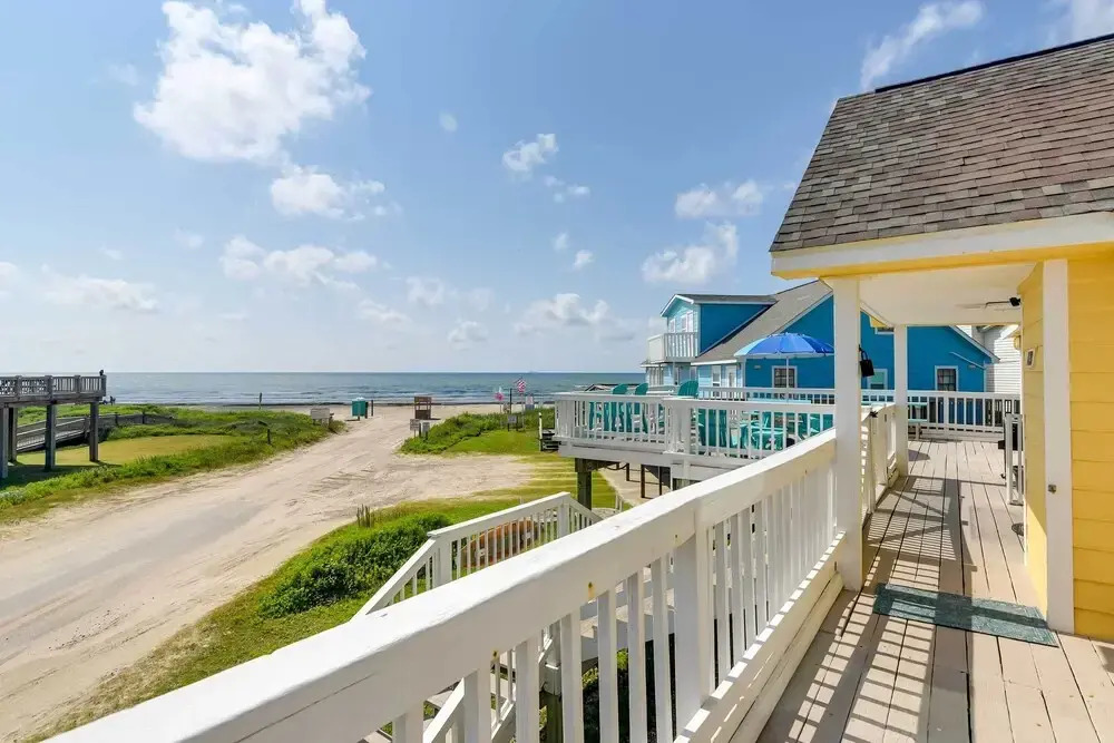 Surfside Beach Home w/ Deck, Views & Beach Access!